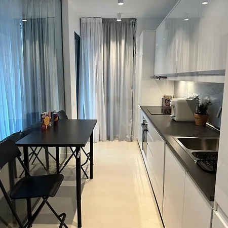 Business Center Urban Retreat شقة بوخارست